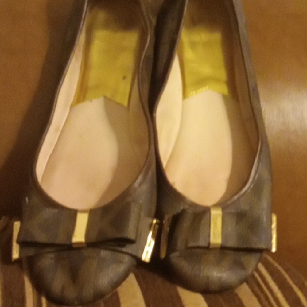 Elegant Brown Bow Flats